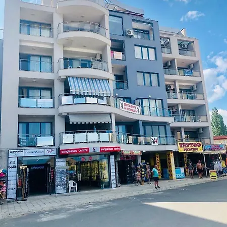 Apartman Summer First Line Napospart