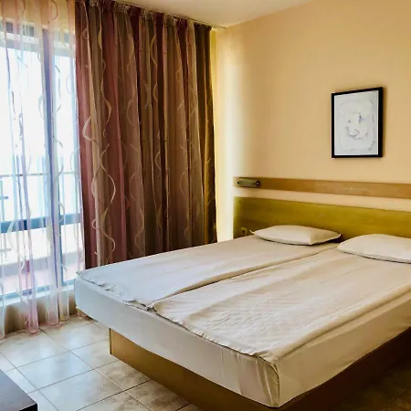 Summer First Line Apartman